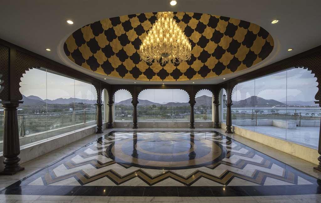 Radisson Blu Udaipur Palace Resort & Spa Zařízení fotografie
